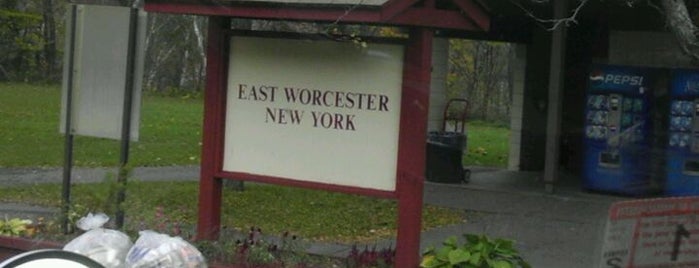 East Worcester Rest Area is one of Pilgrim 🛣'ın Beğendiği Mekanlar.