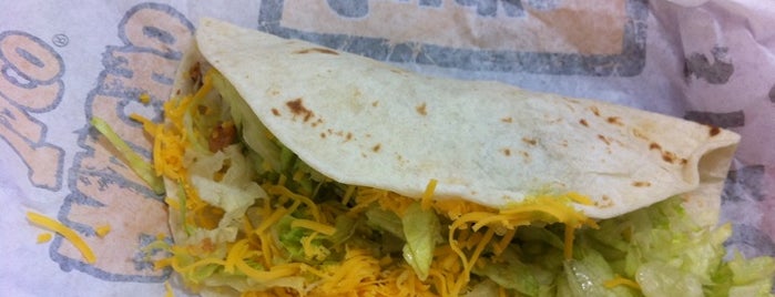 Del Taco is one of The 11 Best Places for Late Night Food in Sacramento.