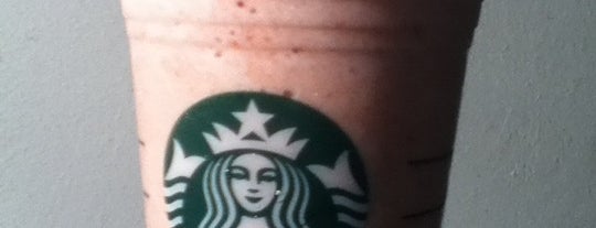 Starbucks is one of Posti che sono piaciuti a Evelin.