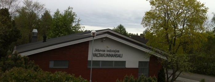 Jehovan todistajien Valtakunnansali is one of Dark Night of the Soul.