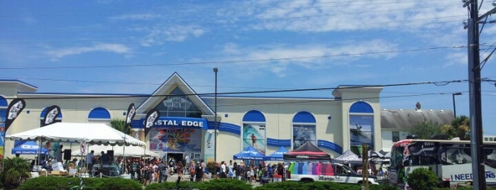 Coastal Edge is one of สถานที่ที่ Dawn ถูกใจ.