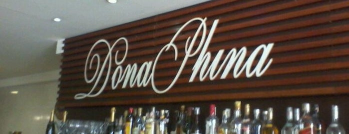 Dona Phina Pizza, Pasta & Grill is one of Orte, die Cassiano gefallen.