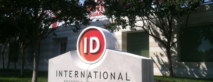ID International is one of Tempat yang Disukai Annie.