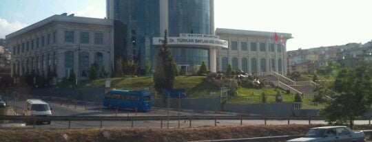 Türkan Saylan Kültür Merkezi is one of Maltepe.