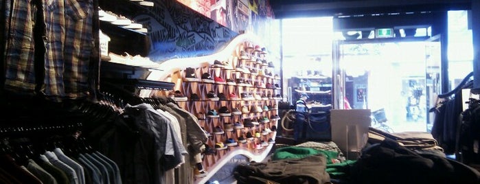 Vans Store is one of Rotterdam <3.
