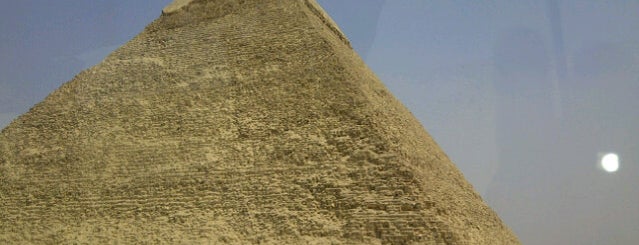 Gran Pirámide de Guiza is one of Best of Egypt in 14 days!.
