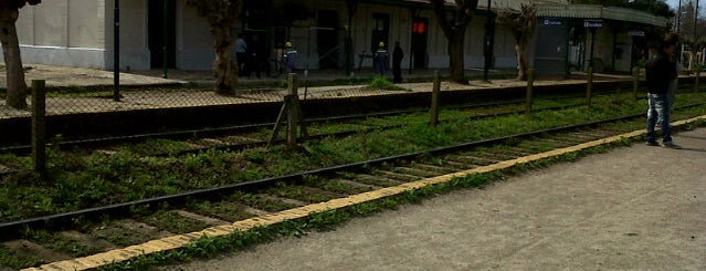 Estación Tolosa [Línea General Roca] is one of Hernan: сохраненные места.