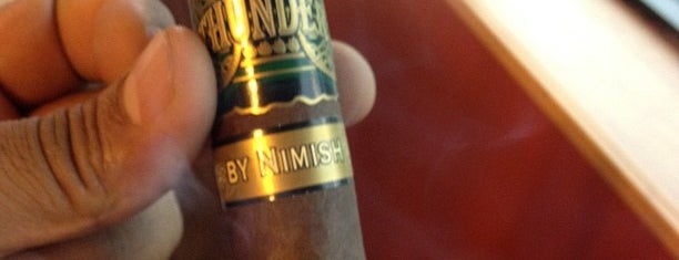 Harry Cigars is one of Perdomo Authorized Retailers.