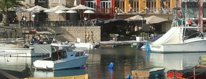 Spinola Bay is one of Temo’s Liked Places.