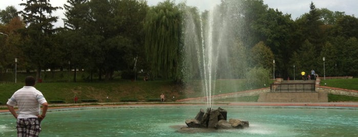 Парк «Гунські криниці» is one of Каменец-Подольский.