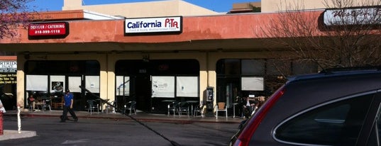California Pita & Grill is one of สถานที่ที่ Benjamin ถูกใจ.
