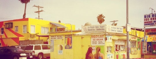 Banana Bungalow is one of San Diego - Top 5 Hostels.