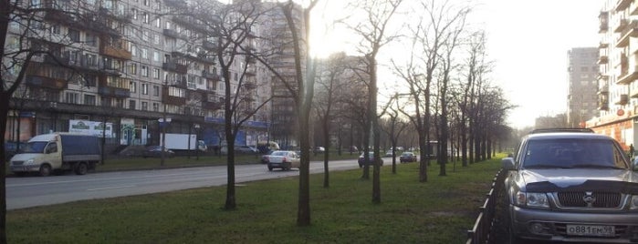Апрельская улица is one of Tempat yang Disukai Мария.