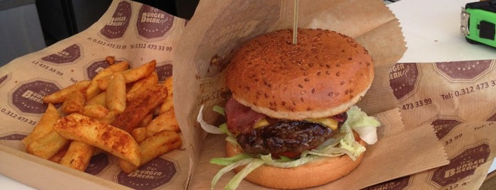 Burger Break is one of Aydınさんの保存済みスポット.