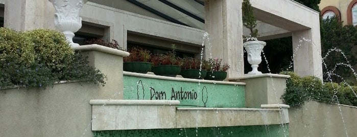 Restaurante Dom Antônio is one of สถานที่ที่บันทึกไว้ของ Emily.