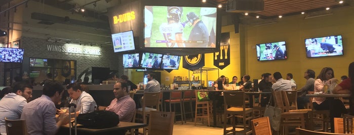 Buffalo Wild Wings is one of Phaedraさんの保存済みスポット.