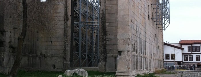 Augustus Tapınağı is one of Nika💎'ın Beğendiği Mekanlar.