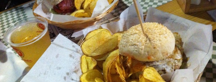 Munchie is one of Snack.