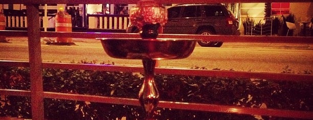 Shelley Bar & Hookah Lounge is one of Locais curtidos por Erika.