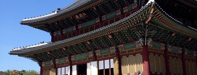 창덕궁 is one of Grand Palaces.