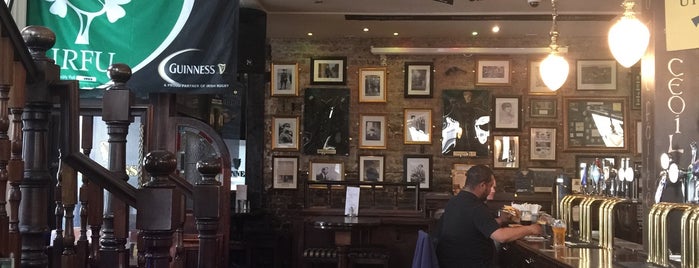 Slattery's Bar is one of Dublin.