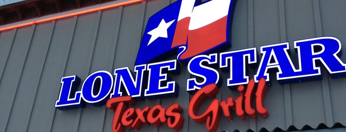 Lone Star Texas Grill is one of Lugares favoritos de Mark.