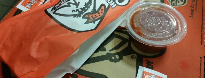 Little Caesars Pizza is one of Reeny 님이 좋아한 장소.