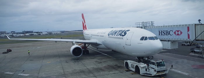 Qantas Flight 41 Sydney - Jakarta is one of Perth #Trip.