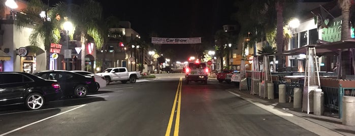 Main Street is one of Must-visit Great Outdoors in Huntington Beach.