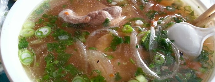 Pho Station is one of Stomping Grounds.