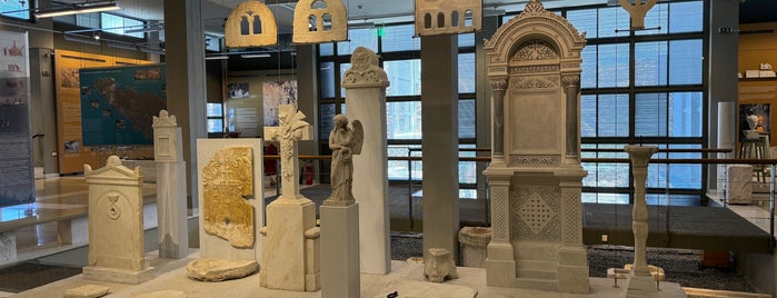 Museum of Marble Crafts is one of Manolis visited.
