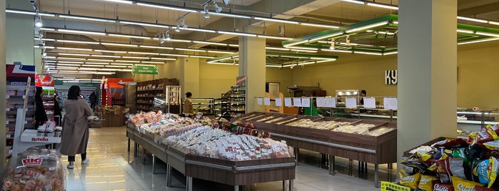 Супермаркет Алма is one of Кыргызстан 2024.