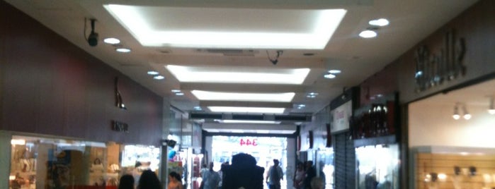Shopping 344 is one of Luciana'nın Beğendiği Mekanlar.