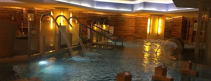 Secrets Spa By Pevonia is one of Magaly : понравившиеся места.