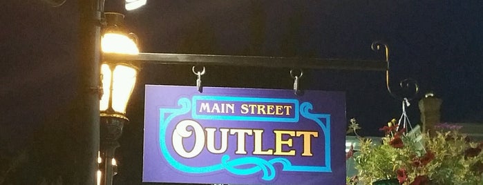 Main Street Outlet is one of Lugares favoritos de Jeiran.