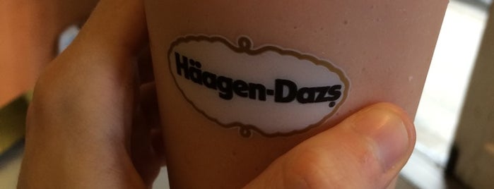 Häagen-Dazs is one of The 7 Best Places for Oreo Cookies in Charleston.