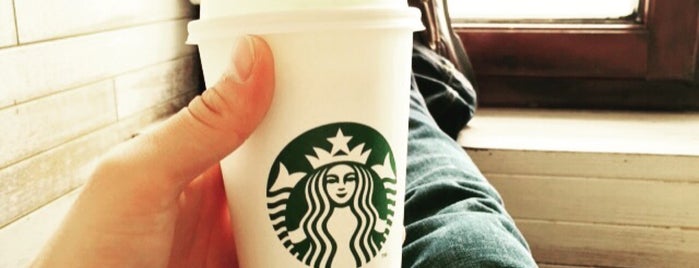 Starbucks is one of Tempat yang Disukai SakinAgresif.