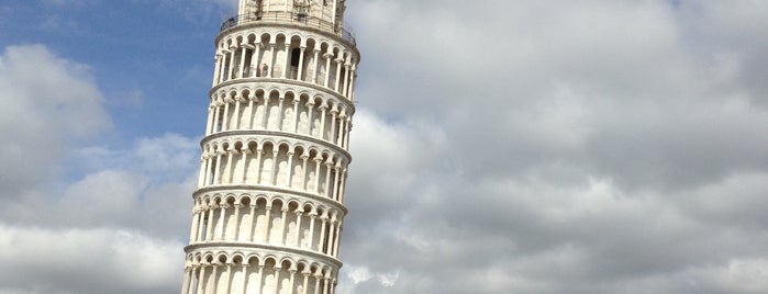 Pisa Kulesi is one of Luis'in Beğendiği Mekanlar.