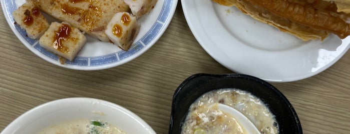 江家黃牛肉麵 & 永和豆漿 is one of Taipei Food.