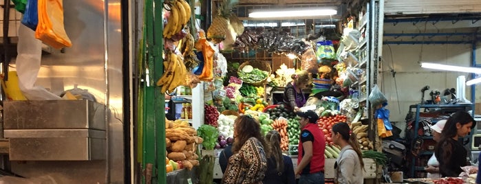Mercado Atemajac is one of lugaresMil.
