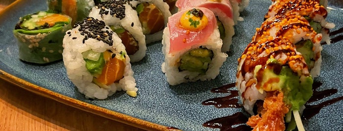 Itami is one of Sushi-steder min kæreste tvang mig til at besøge.