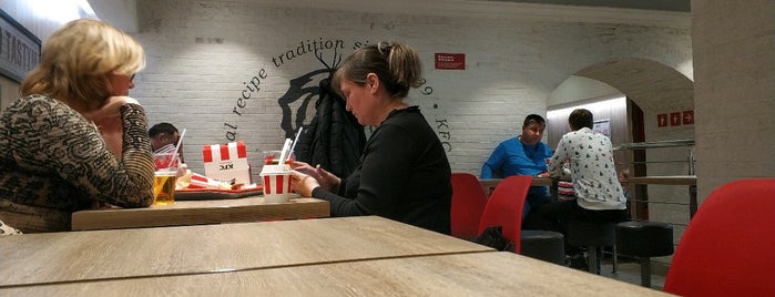 KFC is one of Orte, die Anton gefallen.