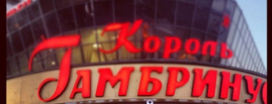 Караоке-бар SNOB is one of Ken’s Liked Places.