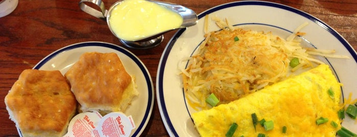 Bob Evans Restaurant is one of Jeffさんのお気に入りスポット.