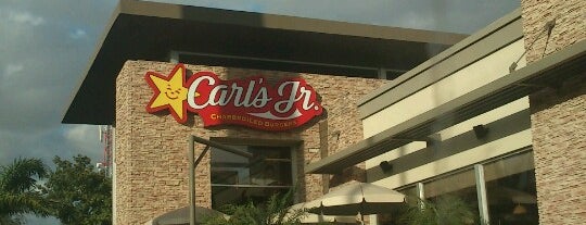 Carl's Jr. is one of Fernandoさんのお気に入りスポット.