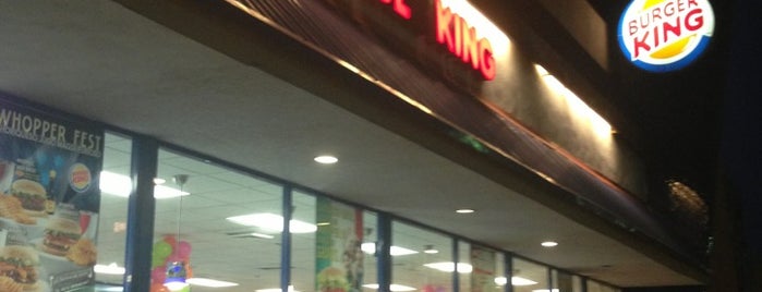 Burger King is one of Lieux qui ont plu à Flor.