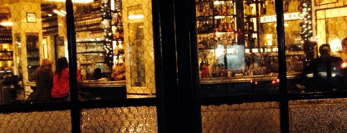 Schiller's Liquor Bar is one of Bergmans New York.
