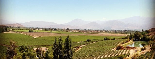 valle del Aconcagua is one of Lugares favoritos de Airanzinha.