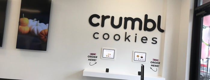 Crumbl Cookies is one of Posti che sono piaciuti a Rosana.