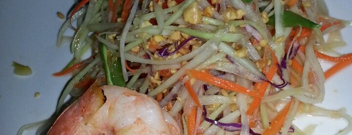 Chao Urban Asian Eatery is one of Posti che sono piaciuti a Lisa.